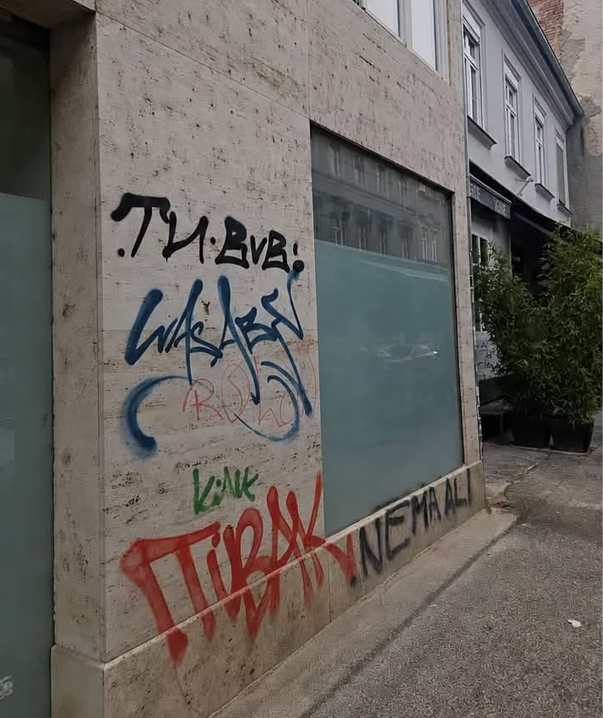 Uklanjanje grafita - Berislavićeva ulica